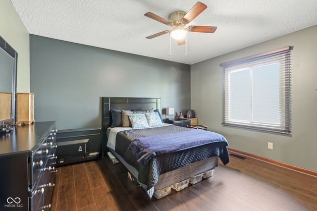7164 Sandalwood Drive, Avon, IN 46123