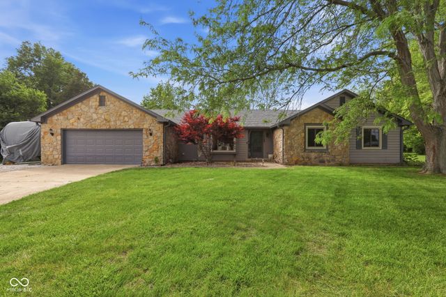 7164 Sandalwood Drive, Avon, IN 46123