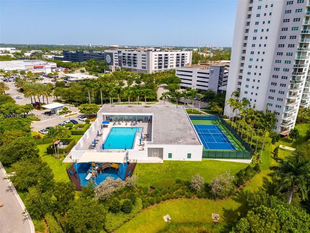 15051 Royal Oaks Lane 102, North Miami, FL 33181