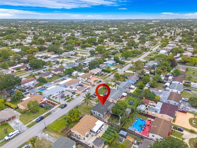 1121 N 71st Avenue, Hollywood, FL 33024