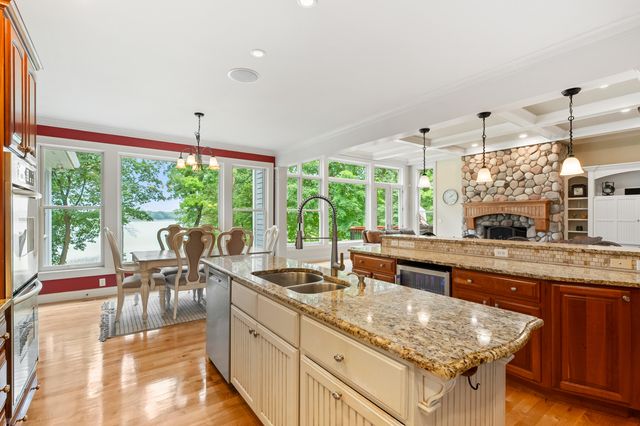 9765 Sterling Road, Richland, MI 49083