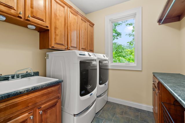 9765 Sterling Road, Richland, MI 49083