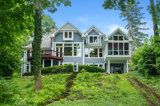 9765 Sterling Road, Richland, MI 49083