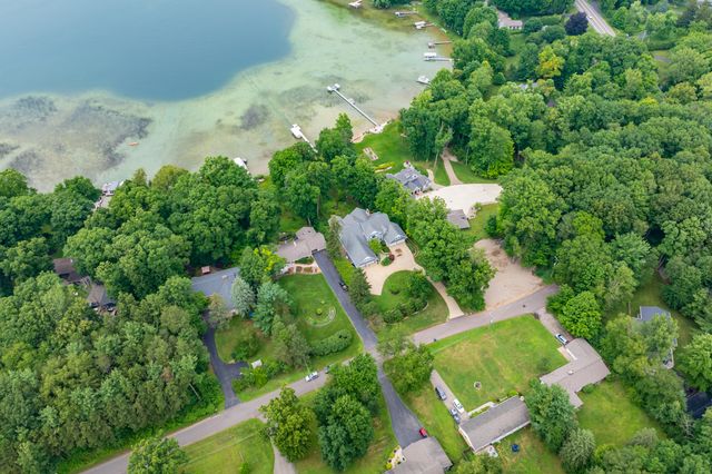 9765 Sterling Road, Richland, MI 49083