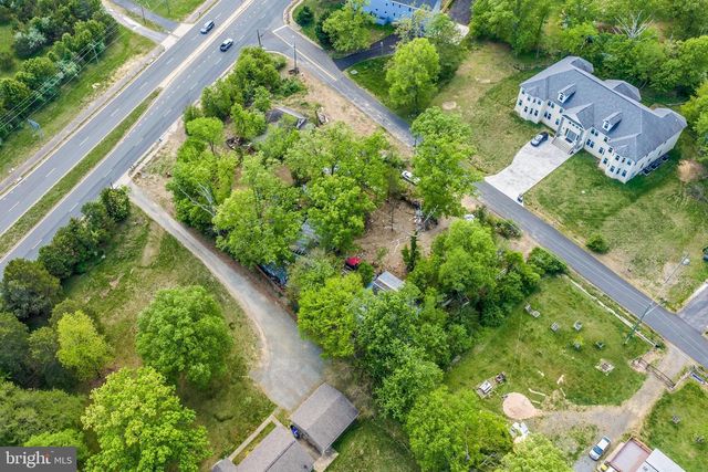 5419 SASHER LN, Fairfax, VA 22030