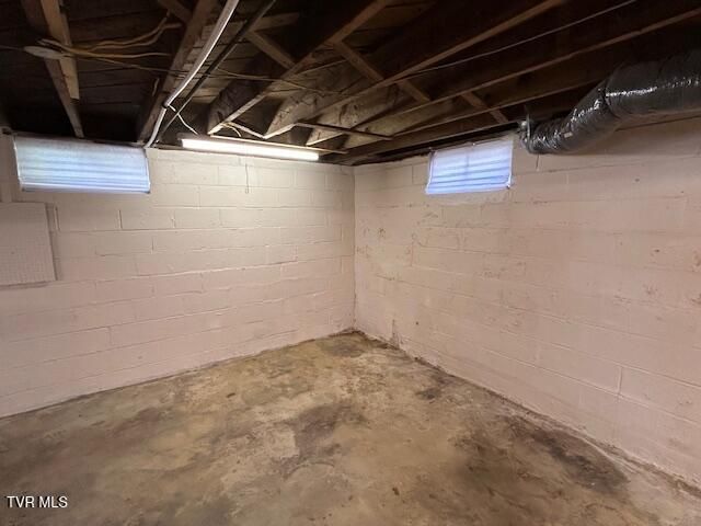 279 Legion Street, Weber City, VA 24290
