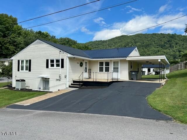 279 Legion Street, Weber City, VA 24290