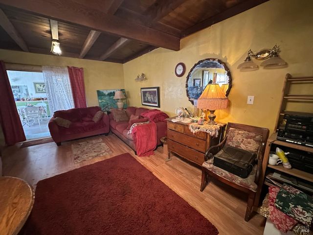3635 Country Club Dr, Clearlake, CA 95422