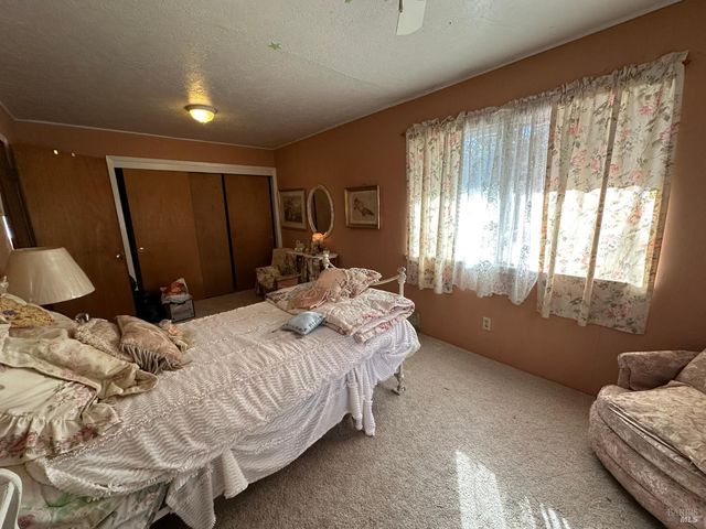3635 Country Club Dr, Clearlake, CA 95422