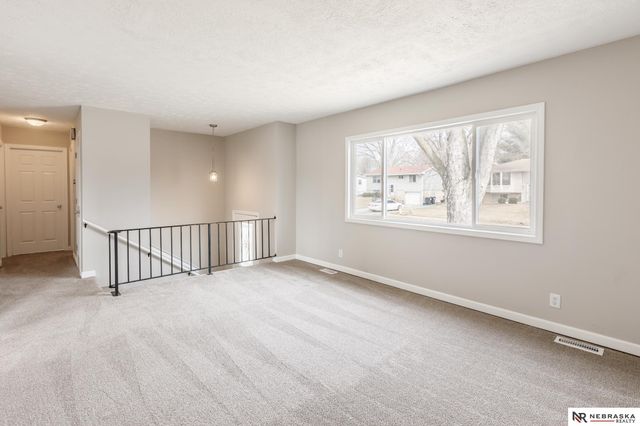 7611 Teal Street, La Vista, NE 68128