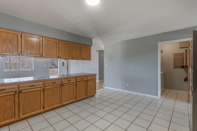 4603 Clay Street SE, Albuquerque, NM 87105