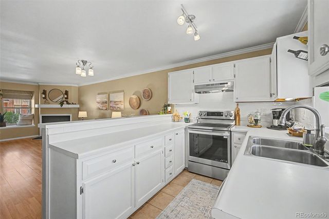 6618 Warbler Lane, Colorado Springs, CO 80919