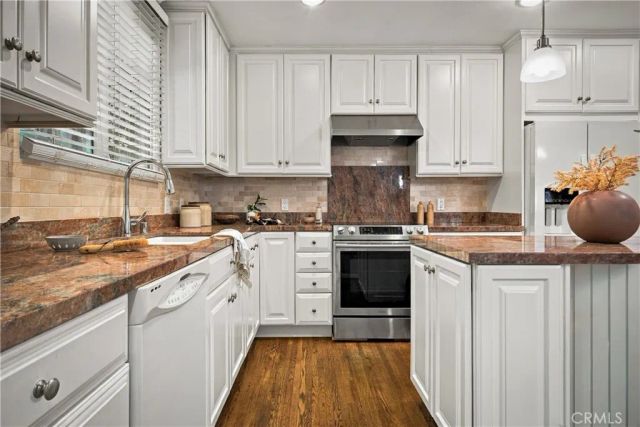 11436 Clarkson Road, Los Angeles, CA 90064