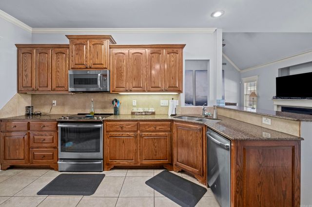 130 Oneida Way, Maumelle, AR 72113