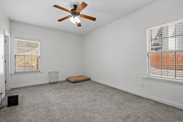 130 Oneida Way, Maumelle, AR 72113