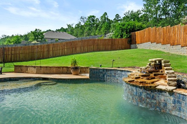 130 Oneida Way, Maumelle, AR 72113