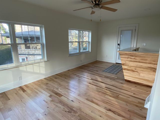 3 Willow Glen Rd, Huntington, WV 25701