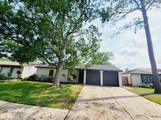 4741 E Ridge Creek Drive, Houston, TX 77053