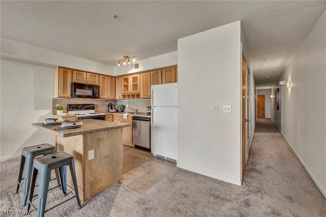 2222 Detroit Avenue 603, Cleveland, OH 44113