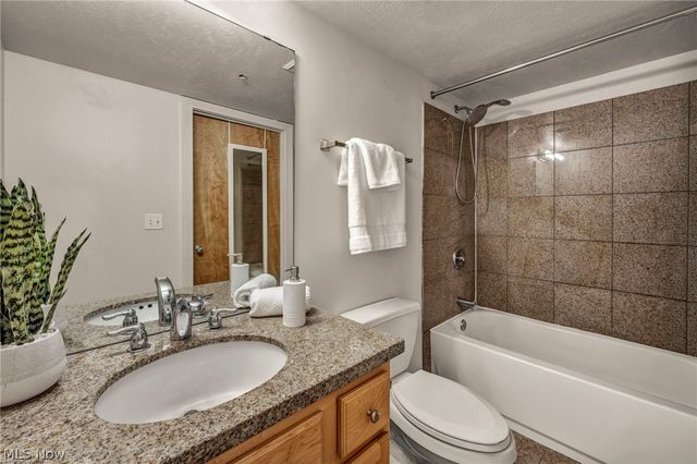 2222 Detroit Avenue 603, Cleveland, OH 44113