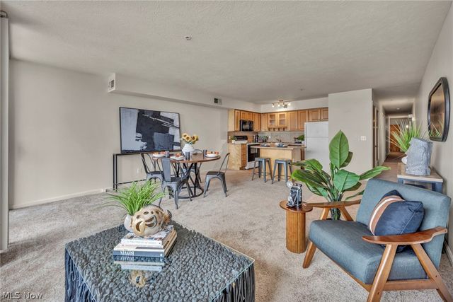 2222 Detroit Avenue 603, Cleveland, OH 44113