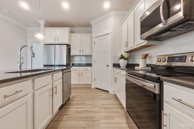 6306 Romsey Ct, Gulf Breeze, FL 32563