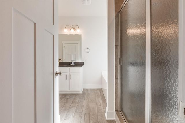 6306 Romsey Ct, Gulf Breeze, FL 32563