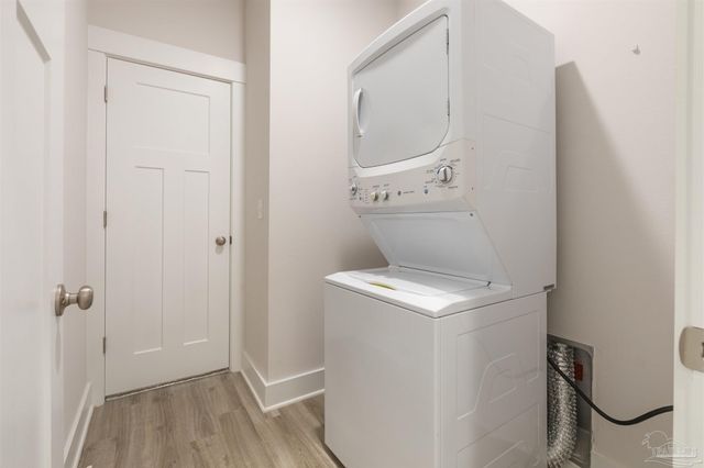 6306 Romsey Ct, Gulf Breeze, FL 32563