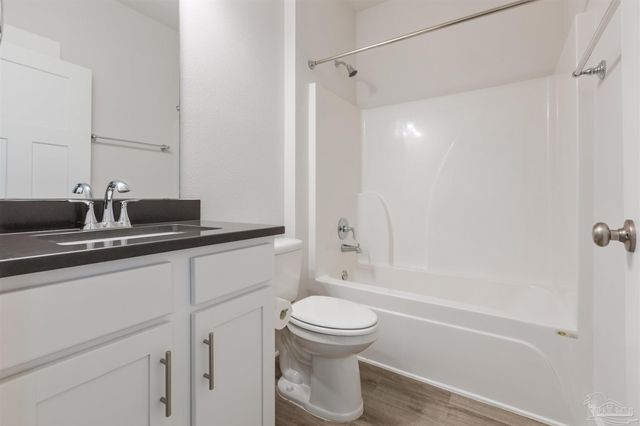 6306 Romsey Ct, Gulf Breeze, FL 32563