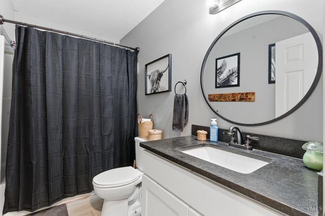 7485 St Rt 123, Blanchester, OH 45107