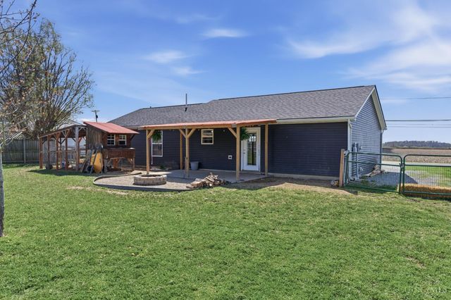 7485 St Rt 123, Blanchester, OH 45107