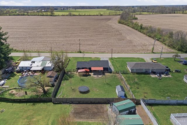 7485 St Rt 123, Blanchester, OH 45107