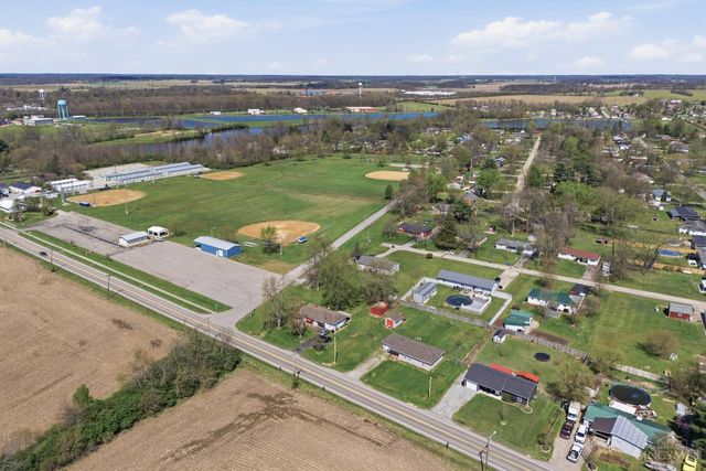 7485 St Rt 123, Blanchester, OH 45107