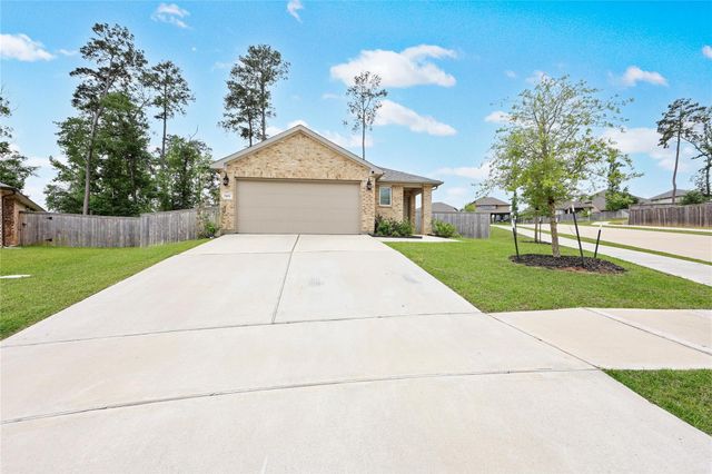 7103 Blue Oak Drive, Conroe, TX 77304