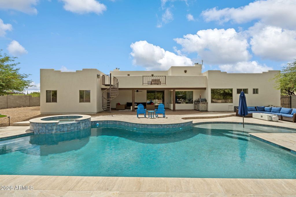 6406 E MILTON Drive, Cave Creek, AZ 85331 — photo 2
