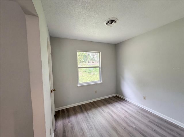 1710 SE 33RD STREET, Gainesville, FL 32641
