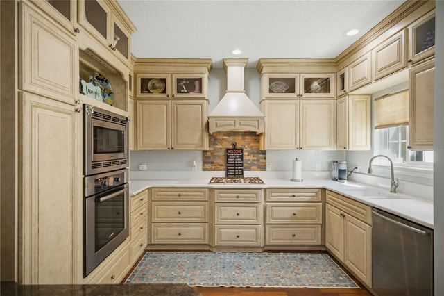1118 AVENIDA DE LAS CASAS, Lady Lake, FL 32159