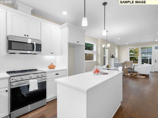 2511 N WINCHELL St, Portland, OR 97217