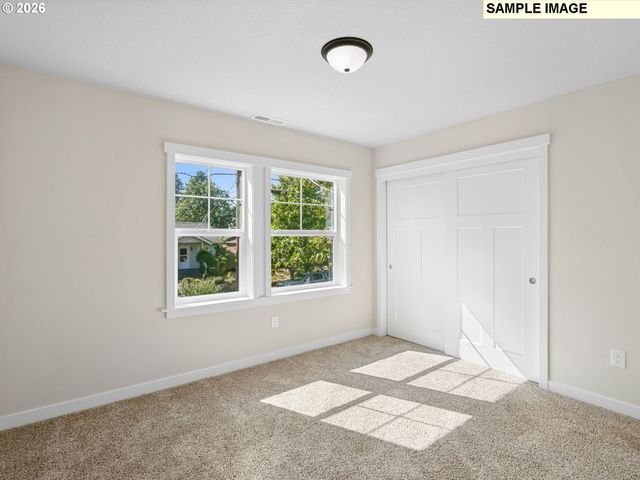 2511 N WINCHELL St, Portland, OR 97217