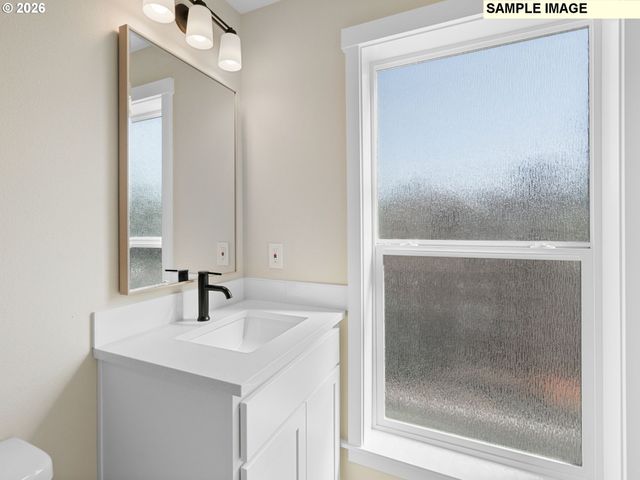 2511 N WINCHELL St, Portland, OR 97217