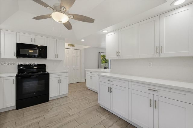 8020 SW 198th St, Cutler Bay, FL 33189