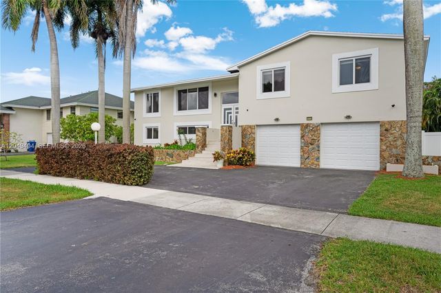8020 SW 198th St, Cutler Bay, FL 33189