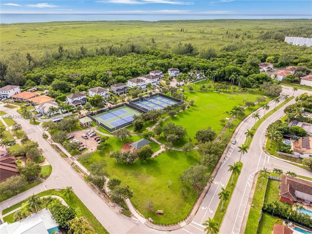8020 SW 198th St, Cutler Bay, FL 33189