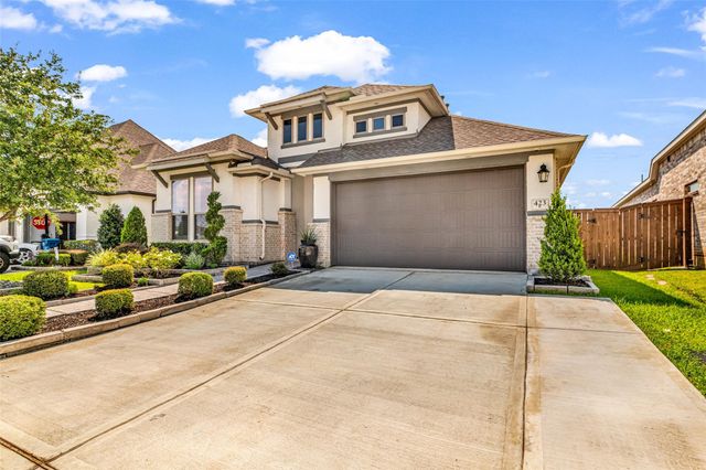 423 Bartlett Street, Webster, TX 77598