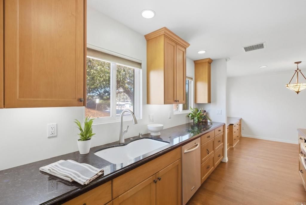5261 Rincon St, San Diego, CA 92115 — photo 4