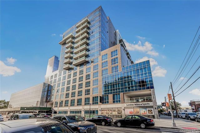 3366 farrington street, Flushing, NY 11354