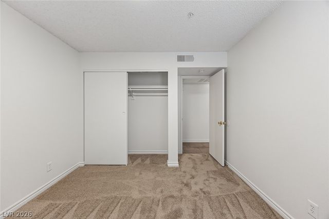 2121 Blue Breeze Drive 106, Las Vegas, NV 89128