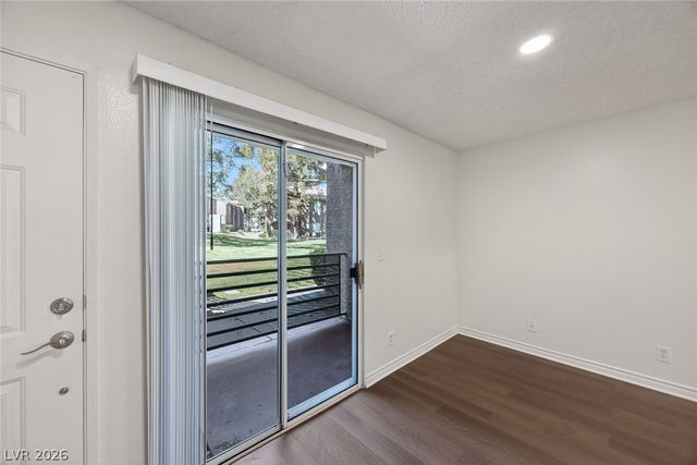 2121 Blue Breeze Drive 106, Las Vegas, NV 89128