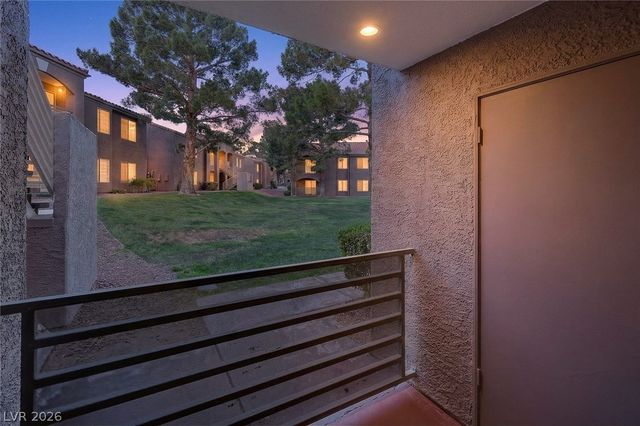 2121 Blue Breeze Drive 106, Las Vegas, NV 89128