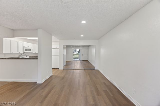 2121 Blue Breeze Drive 106, Las Vegas, NV 89128